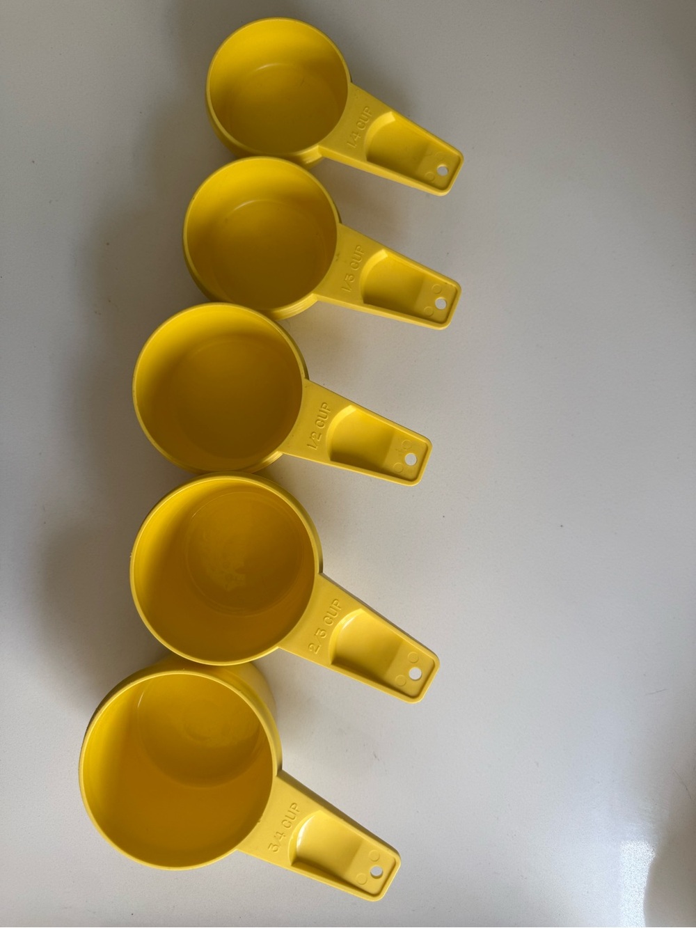 Vintage Tupperware Yellow Nesting Measuring Cups Set of 5 Retro 70s